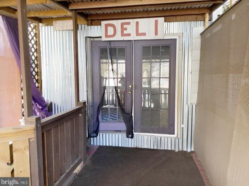 446 Norwegian St, Primrose PA 17901-3864 exterior