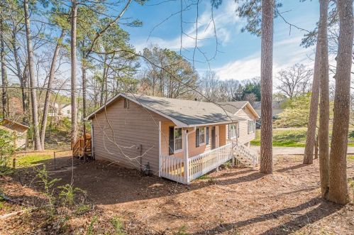 115 Victoria Sta, Holly Springs GA  30189-1468 exterior