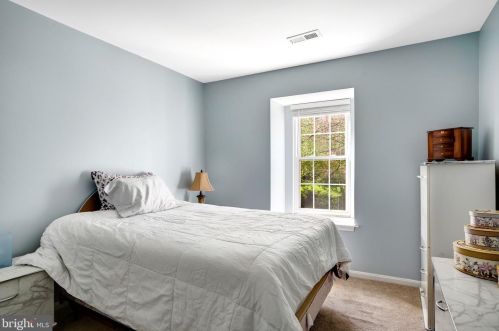 10383 Green Holly Ter, Silver Spring MD 20902-5803 exterior