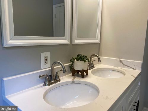 1604 Imperial Dr, Silver Spring MD 20902-3952 exterior