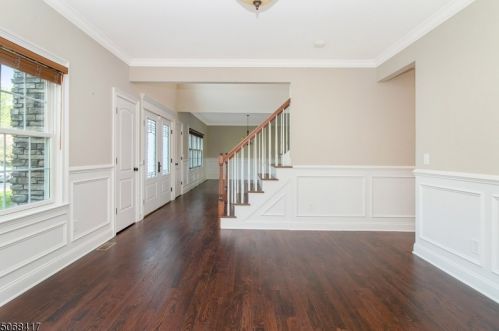 475 Bayberry Rd, Bridgewater, NJ 08807-2203