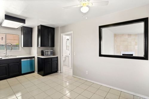 3361 Norfolk Dr, Riverside CA  92503-5146 exterior