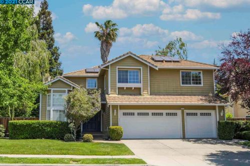 3896 Hillside Ave, Livermore, CA 94551-7506