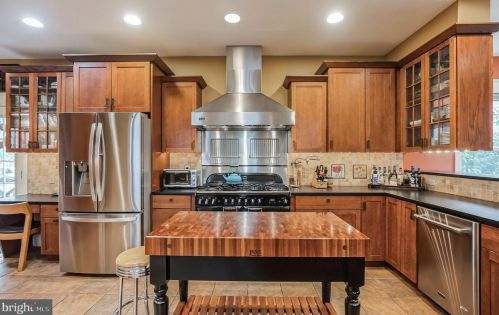 124 Smt Ave, Haddonfield NJ 08033-3315 exterior