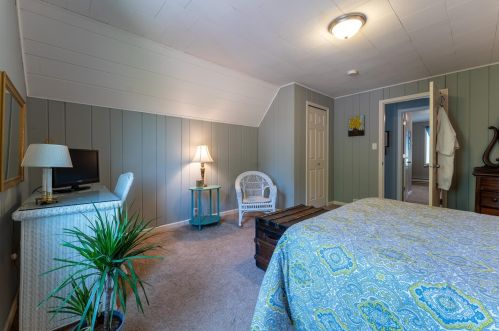 588 Hall Ave, Saint Paul MN  55107-2840 exterior