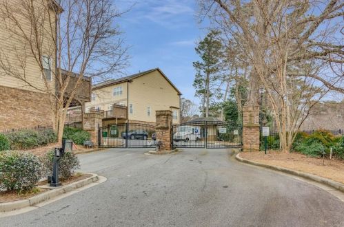 2158 Havenwood Trl, Atlanta GA  30319-4018 exterior