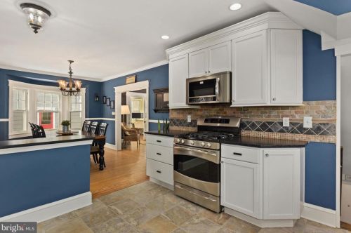 252 Hawthorne Ave, Haddonfield NJ 08033-1404 exterior