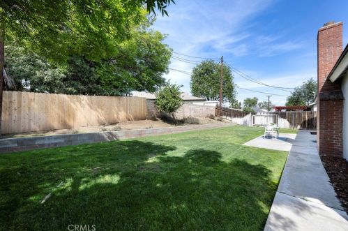 6969 Hillside Ave, Riverside CA  92504-2071 exterior