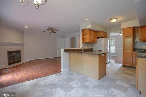 9 Mill Pond Dr, Lancaster PA  17603-7412 exterior