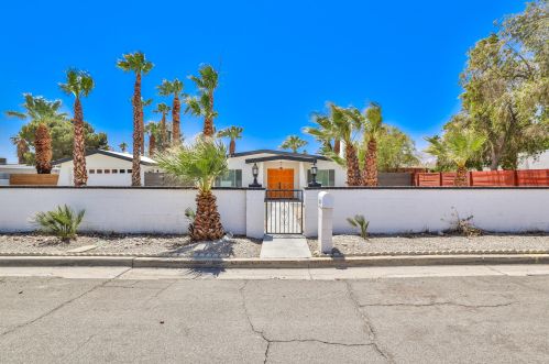 3045 Verona Rd, Palm Springs, CA 92262-2640