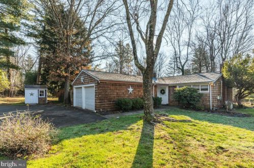 395 Snowden Ln, Princeton, NJ 08540-3643