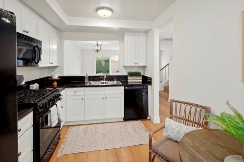 3537 Caminito Carmel Lndg, San Diego, CA 92130-2502
