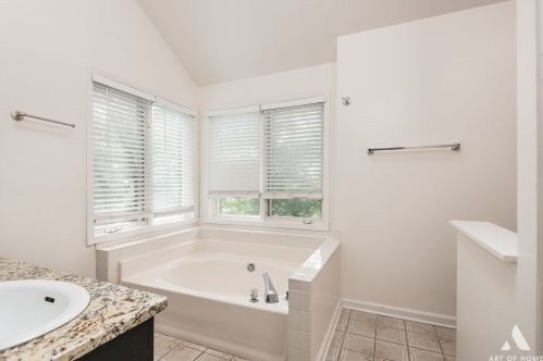 833 Bonnie Brae Ln, Lemont IL  60440-1129 exterior