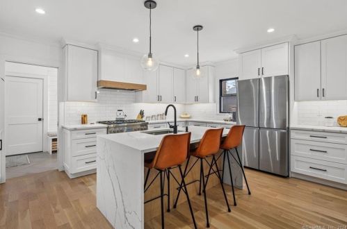 22 Harstrom Pl, Norwalk CT  06853-1414 exterior
