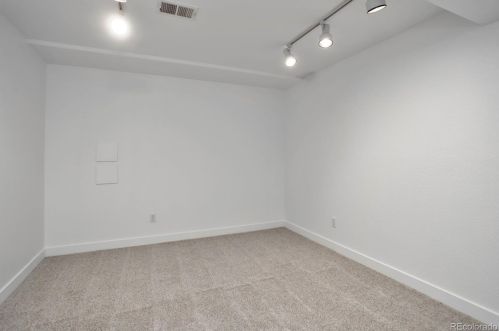 18585 Greenwood Pl, Denver CO  80013-5721 exterior