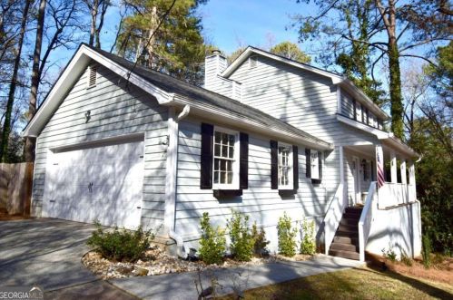 315 Royal Oaks Ter, Stone Mountain, GA 30087-2618