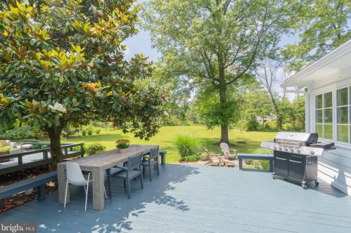 8 Nelson Rdg Rd, Princeton NJ  08540-7426 exterior