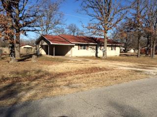 905 Washbourne St, Jay, OK 74346-4215