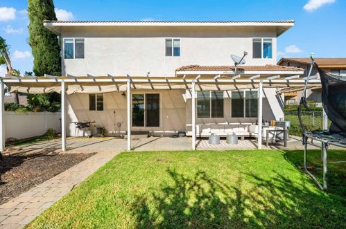 14289 Meadowlands Dr, Riverside CA  92503-9740 exterior