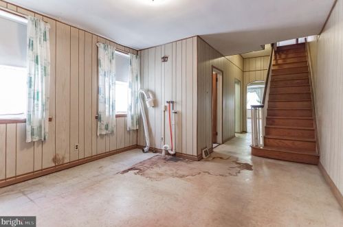 812 Front St, Philadelphia PA 19106-3019 exterior