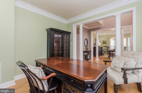 169 Colonial Dr, Charles Town WV 25414-4920 exterior