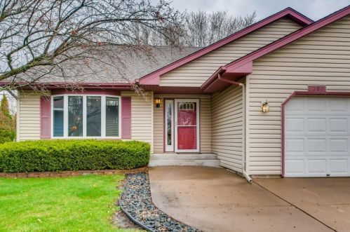2380 Helena Rd, Saint Paul MN  55128-4910 exterior