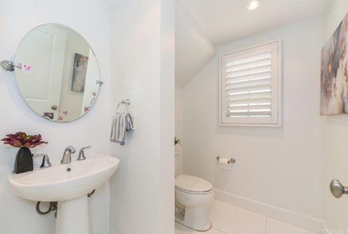 82 Cherry Tree, Irvine CA  92620-7301 exterior
