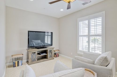 3476 Deep Waters Ct, Simi Valley CA  93065-0587 exterior