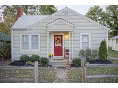 511 Coffee St, Erwin, TN 37650-2105