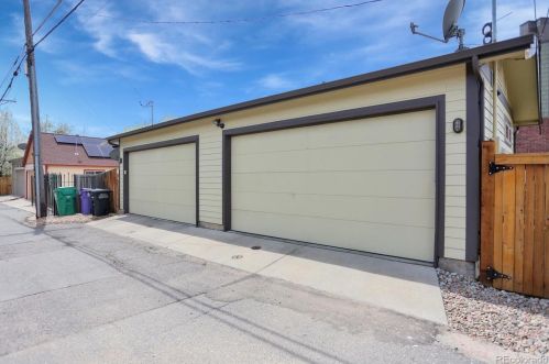 1100 Clarkson St, Denver CO  80210-1605 exterior