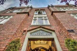 31 Broadway, Tacoma WA  98402-4106 exterior