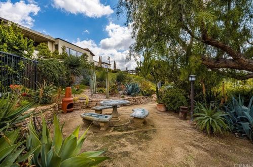 1451 Foothill Blvd, Santa Ana CA 92705-2511 exterior