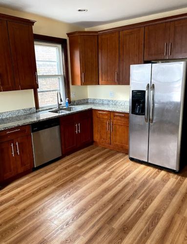 741 Trumbull Ave, Chicago, IL 60624-1458