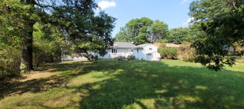 2126 Hillview Rd, Saint Paul MN  55112-1224 exterior