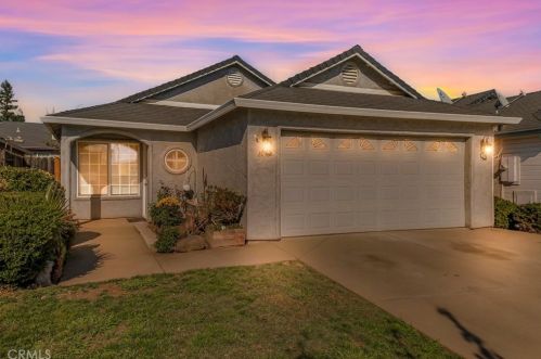 1056 Viceroy Dr, Chico, CA 95973-8209