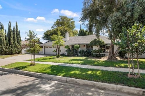 19587 Oakland Ave, Rialto, CA 92377-4057