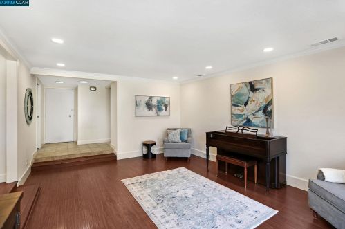 1025 Stimel Dr, Concord CA  94518-3948 exterior