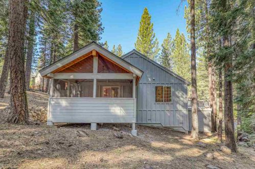 316 Skidder Trl, Truckee CA  96161-3927 exterior