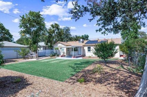 4726 Oakwood Pl, Riverside CA  92506-1031 exterior