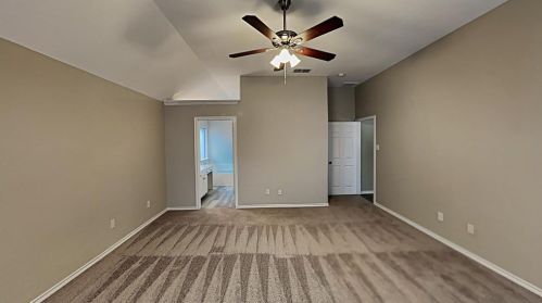 8129 Hulen Park Cir, Fort Worth TX  76123-1422 exterior