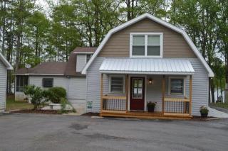 389 Rue Chalet, Lavonia, GA 30553-2655