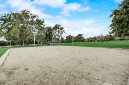 949 Lone Pine Ln, Anaheim CA  92808-2309 exterior