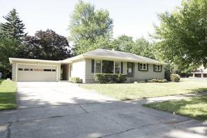 3813 215th St, Matteson, IL 60443-3707