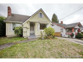 3725 75 Ave, Portland OR  97213-5763 exterior