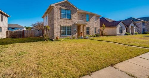 312 Cherrytree Ln, Cedar Hill, TX 75104-2983