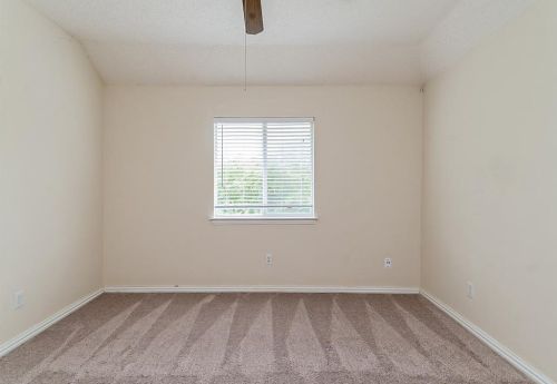 8113 Hulen Park Cir, Fort Worth TX  76123-1353 exterior
