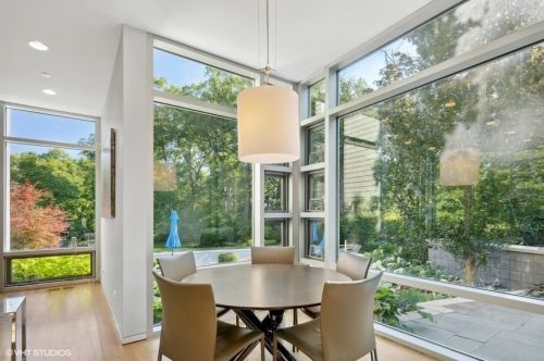 11300 79th St, Willowbrook IL  60527-5107 exterior