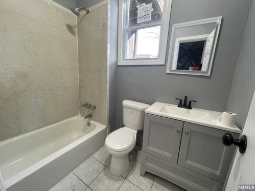 428 River St, Paterson NJ  07524-1918 exterior