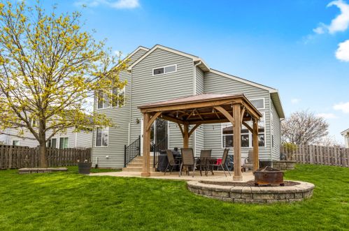 861 Taralon Trl, Barrington Hills, IL 60156