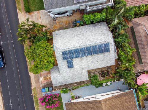 3633 Maunalei Ave, Honolulu HI  96816-2322 exterior